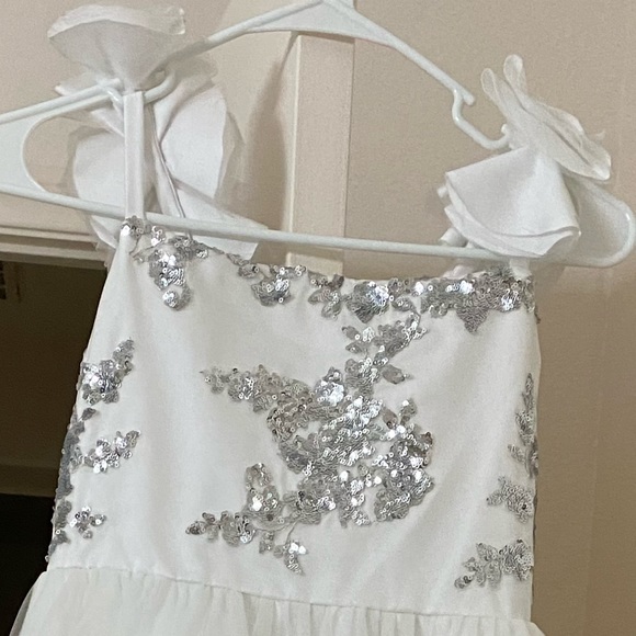 NWOT-Custom Made Flower Girl Dress - Picture 3 of 5